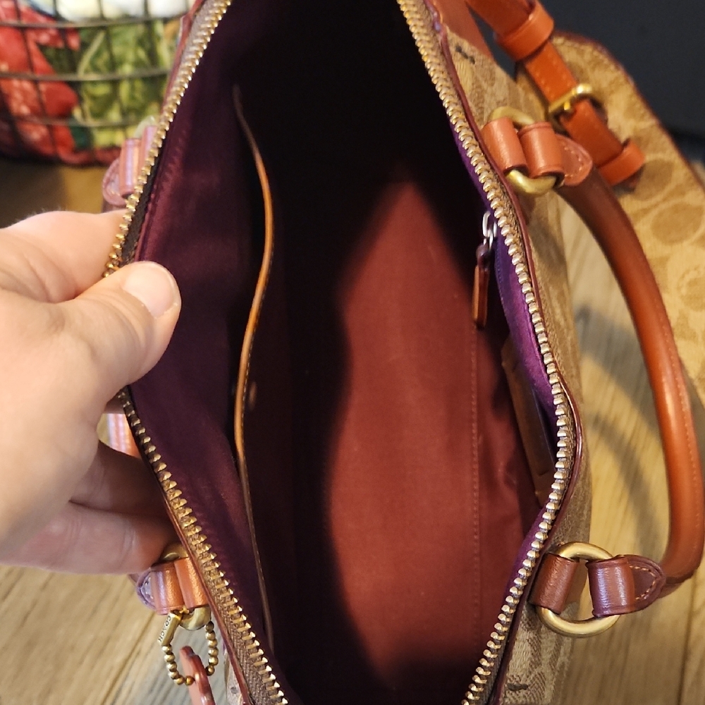 Coach Tan and Brown Shoulder Bag - Picture 6 of 13